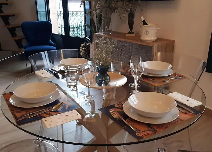 Casa Mora Triana