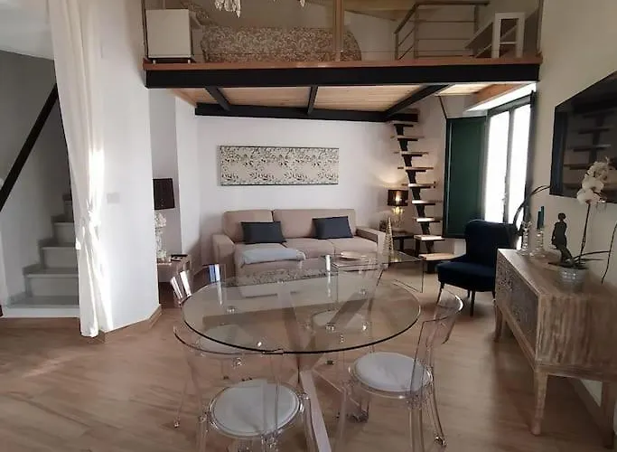 Casa Mora Triana Sewilla