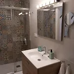 Casa Mora Triana * סביליה